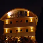 Hotel Alveri