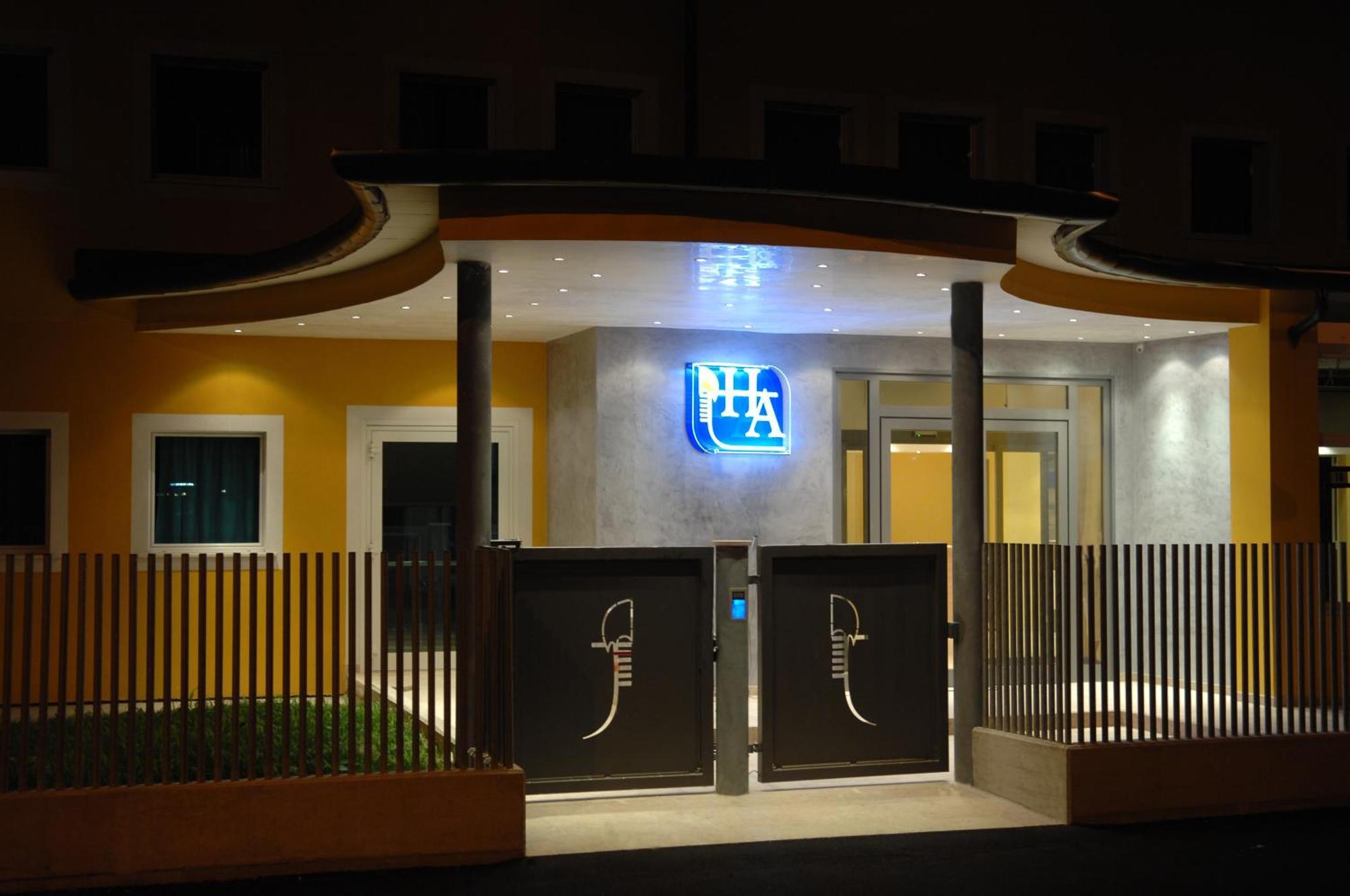 Hotel Alveri 3*